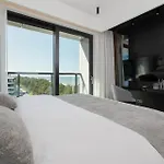 Shellter & Hotel Rogowo (Gryfice)
